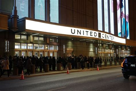 FANDUEL GROUP AND UNITED CENTER ANNOUNCE PLANS TO OPEN I.